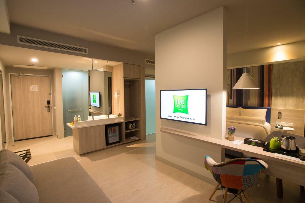 Hotel Ibis Styles Kuala Lumpur Sri Damansara Petaling Jaya Exterior foto