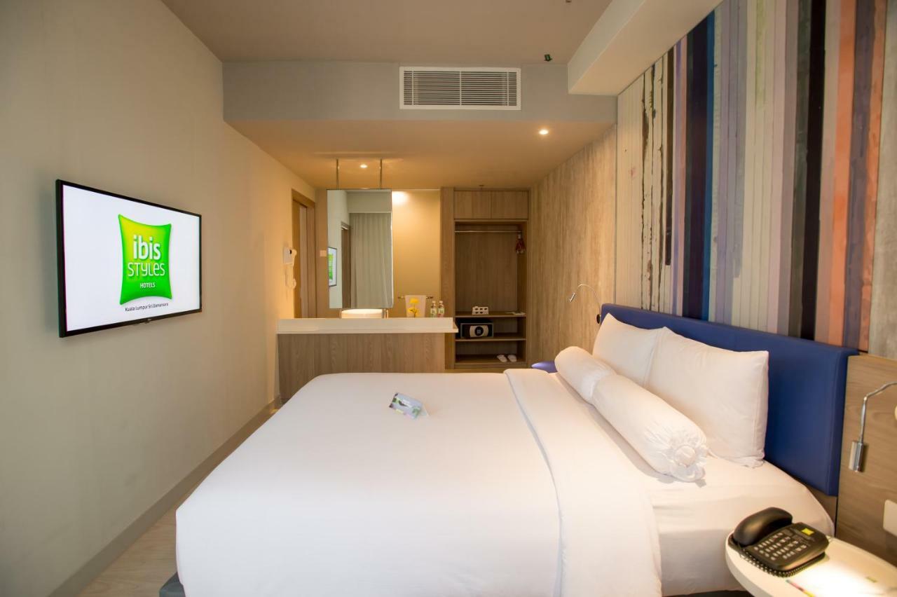 Hotel Ibis Styles Kuala Lumpur Sri Damansara Petaling Jaya Exterior foto