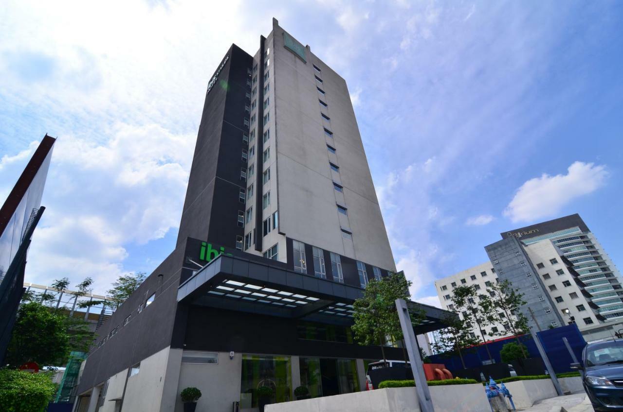 Hotel Ibis Styles Kuala Lumpur Sri Damansara Petaling Jaya Exterior foto